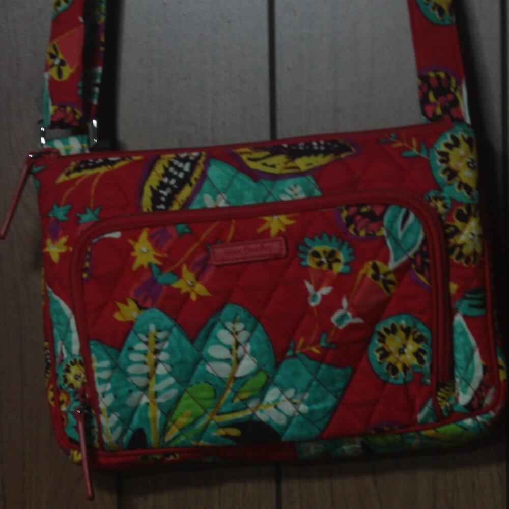 NWOT Vera Bradley Floral Quilted Hipster Purse